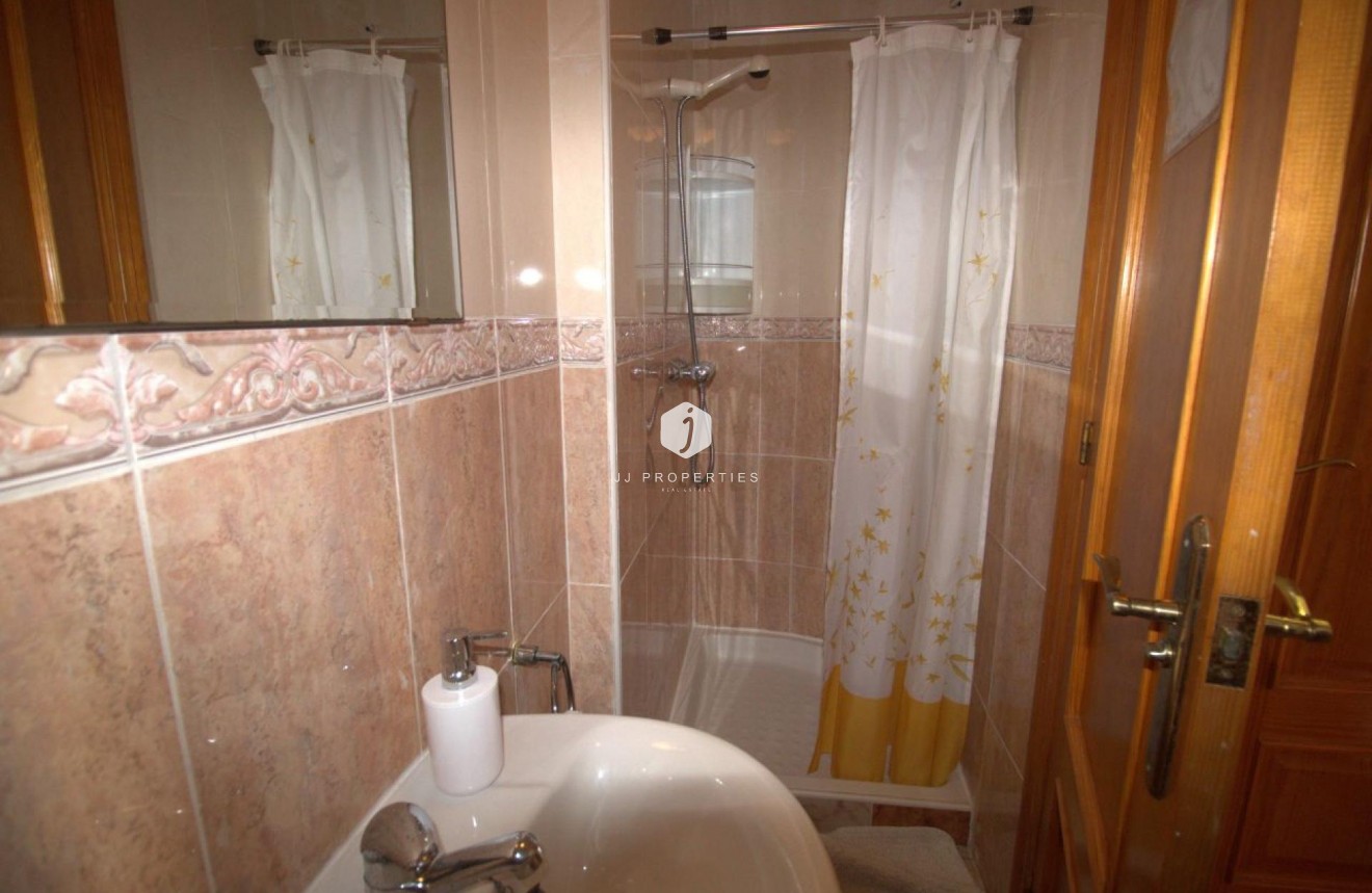 Tweedehands - Chalet -
Orihuela Costa - Costa Blanca