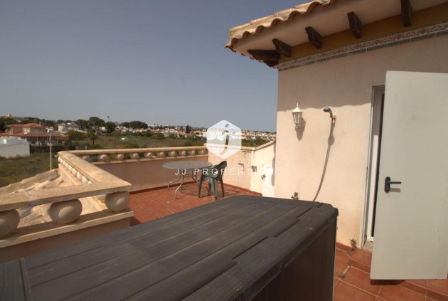 Tweedehands - Chalet -
Orihuela Costa - Costa Blanca