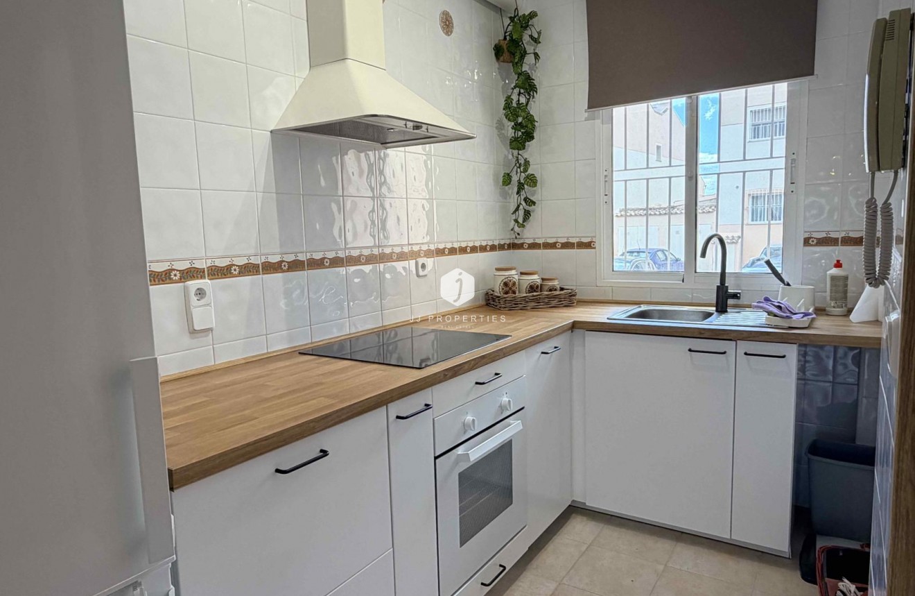 Tweedehands - Bungalow -
Orihuela Costa - Costa Blanca