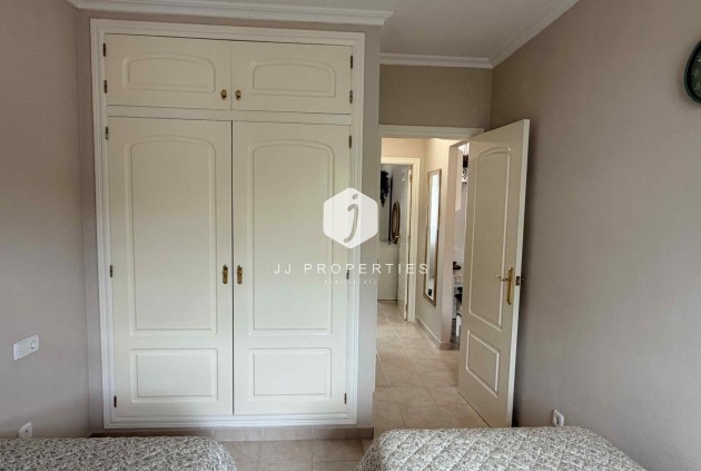 Tweedehands - Bungalow -
Orihuela Costa - Costa Blanca