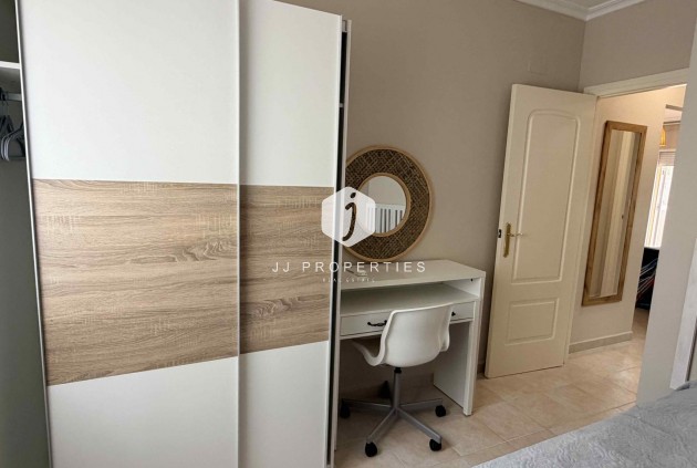 Tweedehands - Bungalow -
Orihuela Costa - Costa Blanca