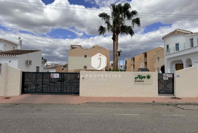 Tweedehands - Bungalow -
Orihuela Costa - Costa Blanca