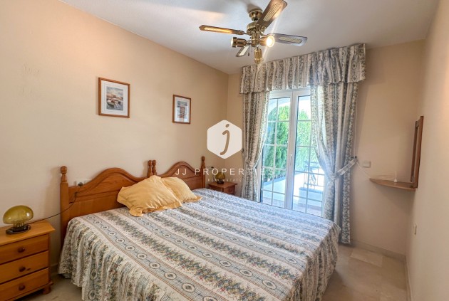 Tweedehands - Chalet -
Orihuela Costa - Costa Blanca