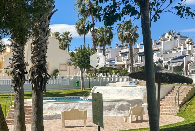 Tweedehands - Chalet -
Orihuela Costa - Costa Blanca