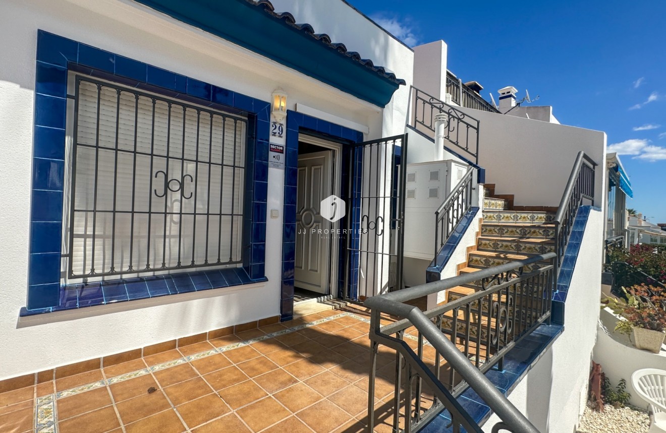 Tweedehands - Chalet -
Orihuela Costa - Costa Blanca