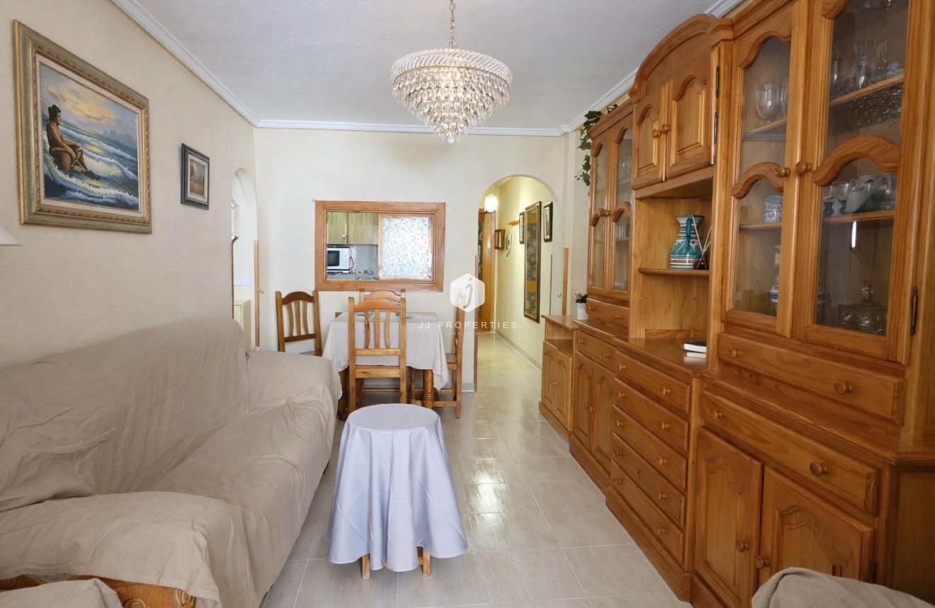 Resale - Apartment / flat -
Torrevieja - Habaneras