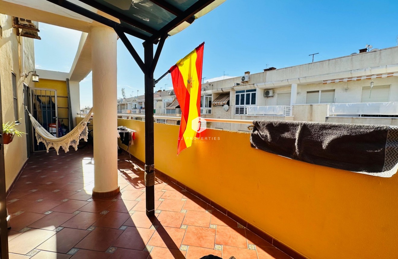 Resale - Apartment / flat -
Torrevieja - Costa Blanca