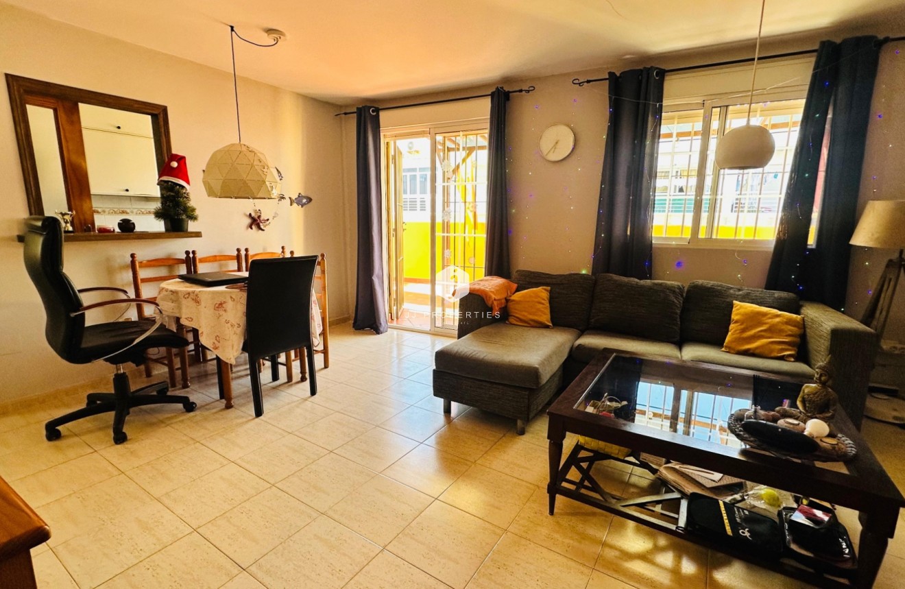 Resale - Apartment / flat -
Torrevieja - Costa Blanca