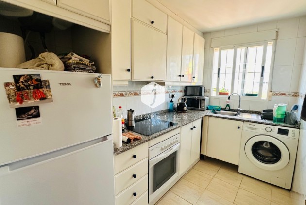 Resale - Apartment / flat -
Torrevieja - Costa Blanca