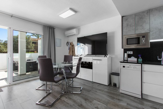 Resale - Duplex -
Torrevieja - Costa Blanca