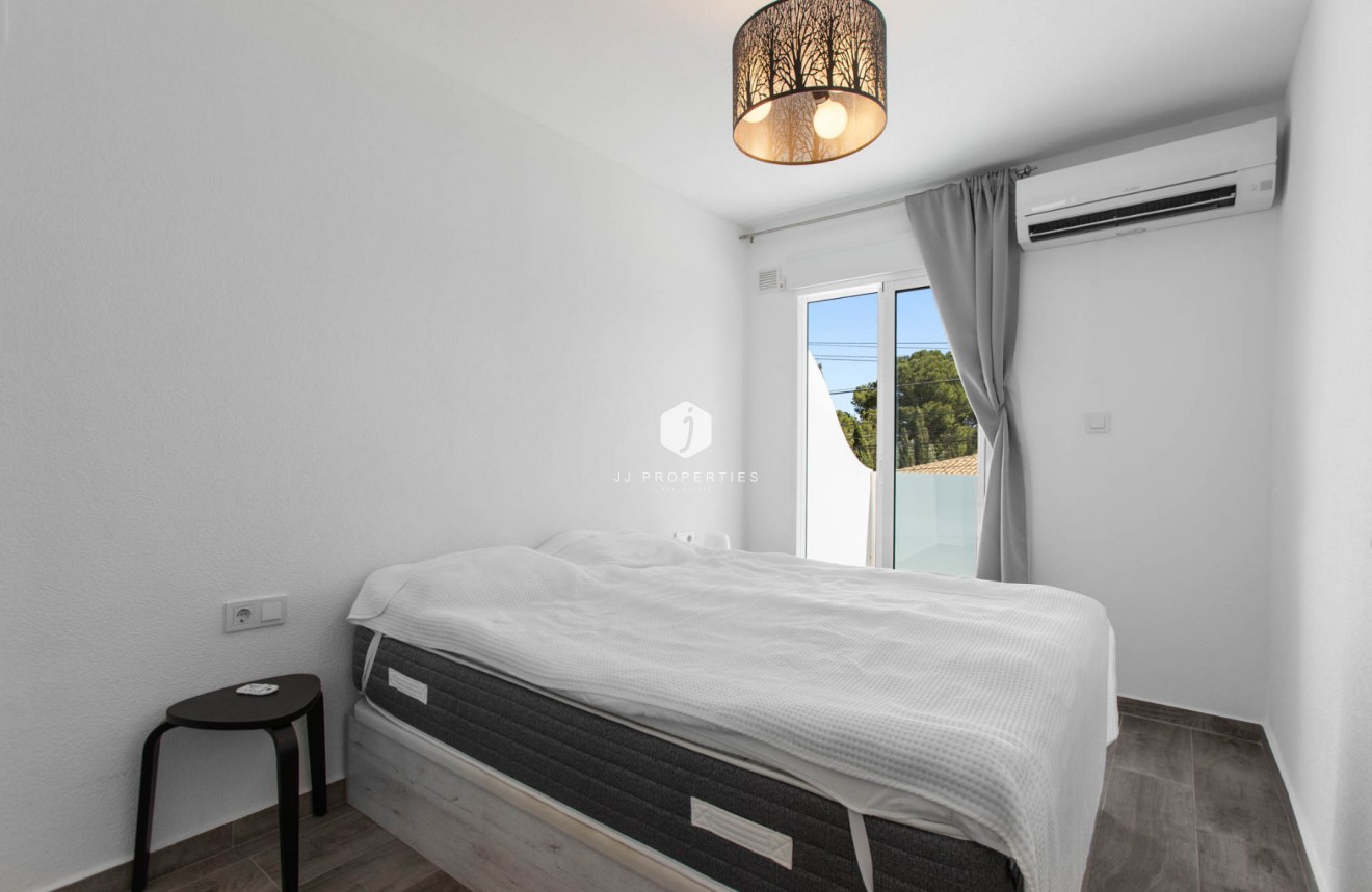 Resale - Duplex -
Torrevieja - Costa Blanca