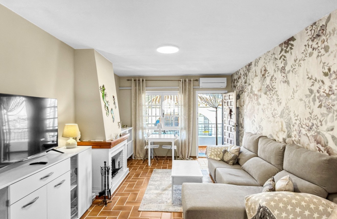 Resale - Apartment / flat -
Torrevieja - Costa Blanca