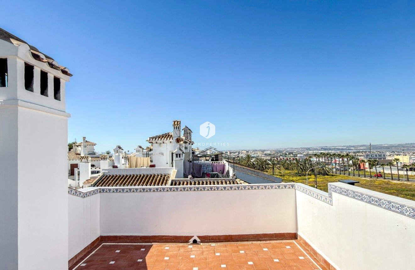Resale - Apartment / flat -
Torrevieja - Costa Blanca