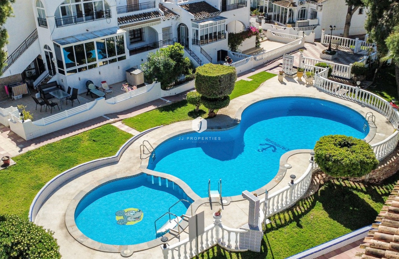 Resale - Apartment / flat -
Torrevieja - Costa Blanca