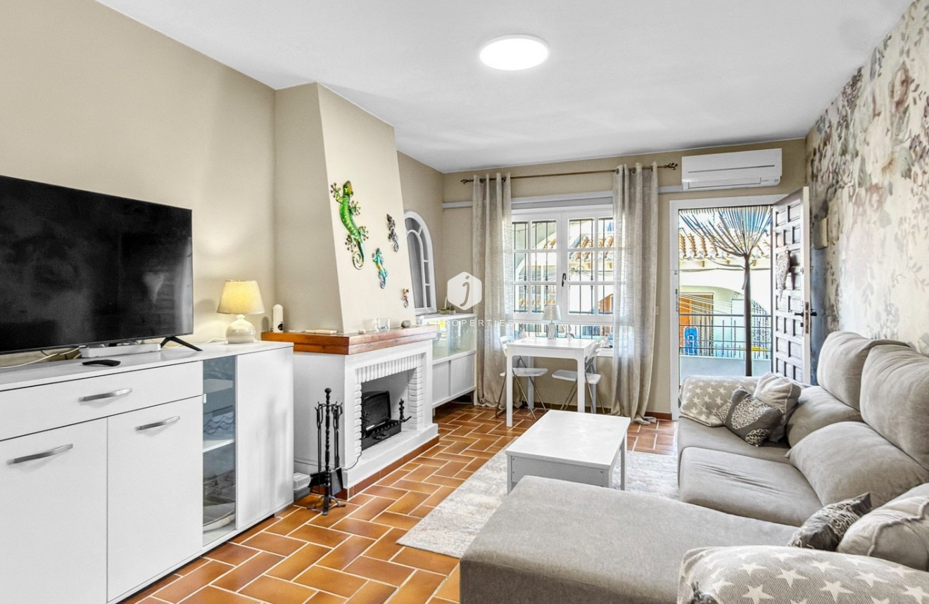 Resale - Apartment / flat -
Torrevieja - Costa Blanca