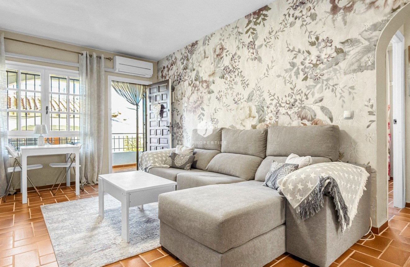 Resale - Apartment / flat -
Torrevieja - Costa Blanca