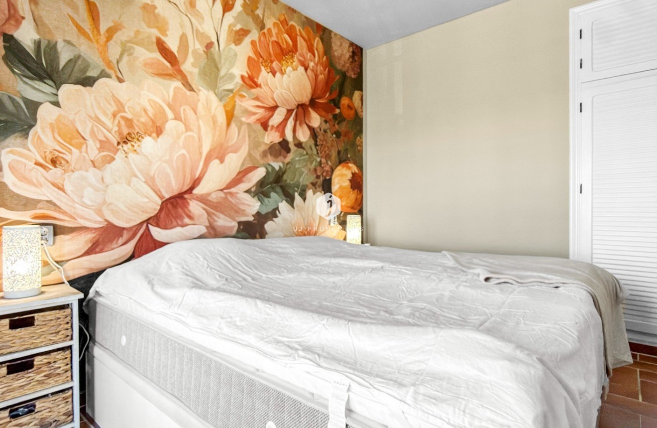 Resale - Apartment / flat -
Torrevieja - Costa Blanca