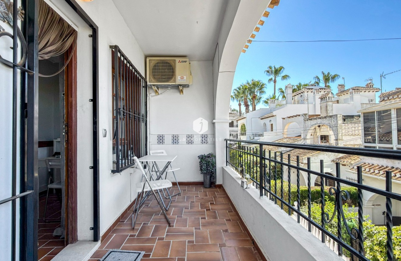 Resale - Apartment / flat -
Torrevieja - Costa Blanca