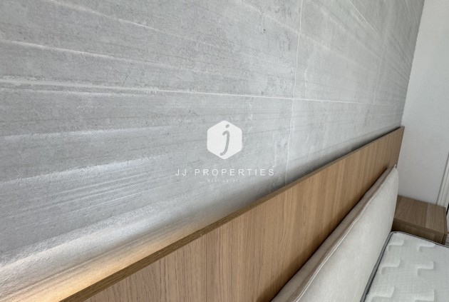 Tweedehands - Appartement / flat -
Lomas De Campoamor - Costa Blanca