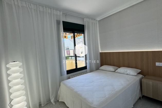 Tweedehands - Appartement / flat -
Lomas De Campoamor - Costa Blanca