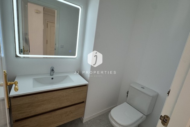 Tweedehands - Appartement / flat -
Lomas De Campoamor - Costa Blanca