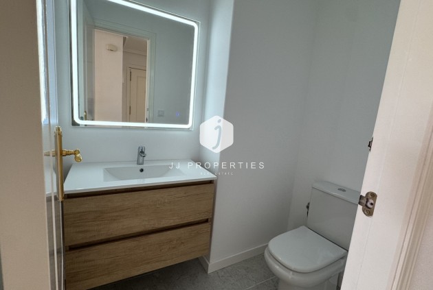 Tweedehands - Appartement / flat -
Lomas De Campoamor - Costa Blanca