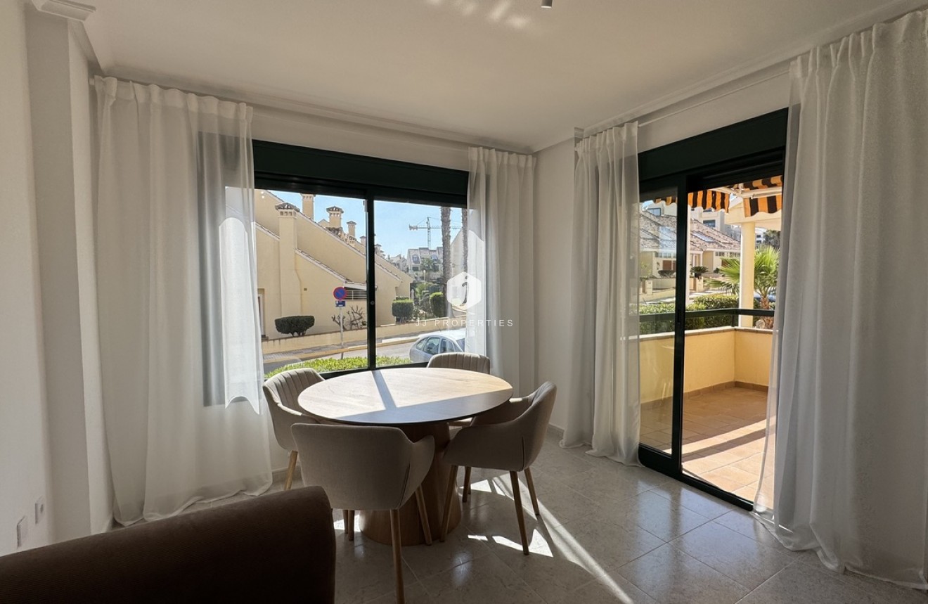 Tweedehands - Appartement / flat -
Lomas De Campoamor - Costa Blanca