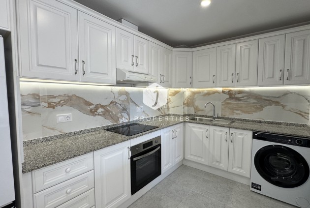 Tweedehands - Appartement / flat -
Lomas De Campoamor - Costa Blanca