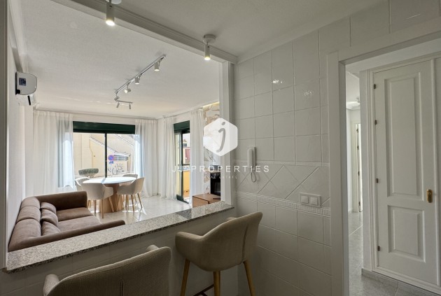 Tweedehands - Appartement / flat -
Lomas De Campoamor - Costa Blanca