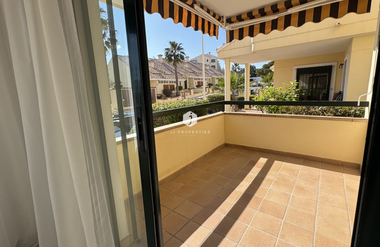 Tweedehands - Appartement / flat -
Lomas De Campoamor - Costa Blanca