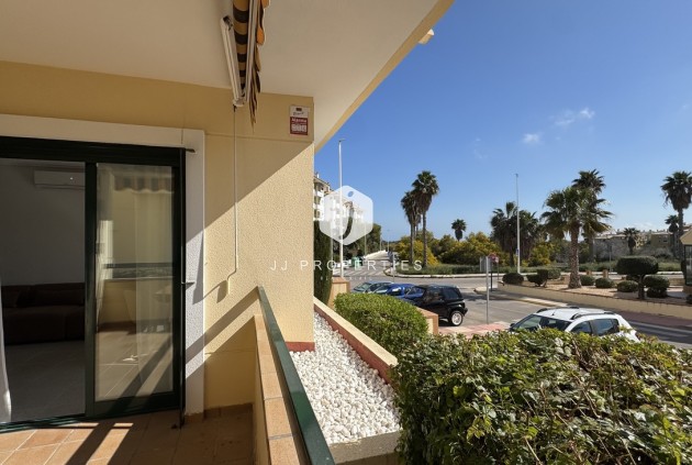 Tweedehands - Appartement / flat -
Lomas De Campoamor - Costa Blanca