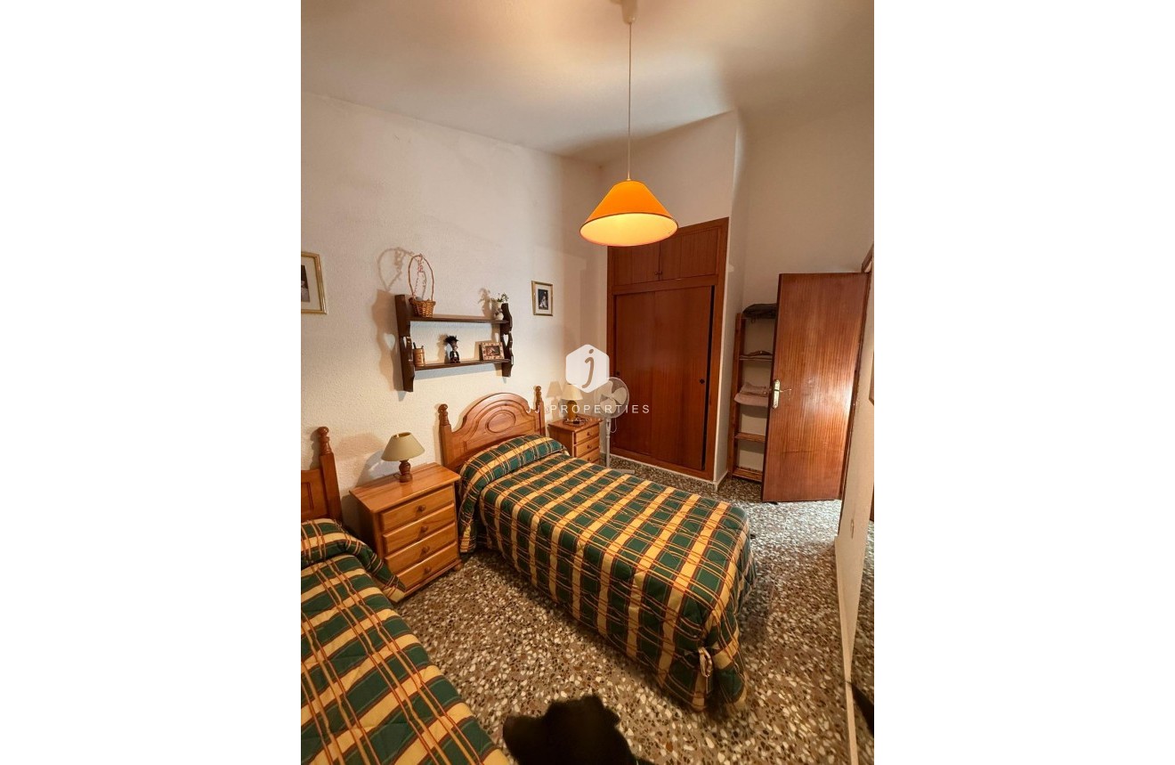 Aus zweiter Hand - Chalet -
Torrevieja - La siesta