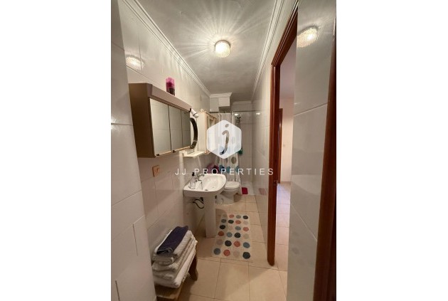 Aus zweiter Hand - Chalet -
Torrevieja - La siesta