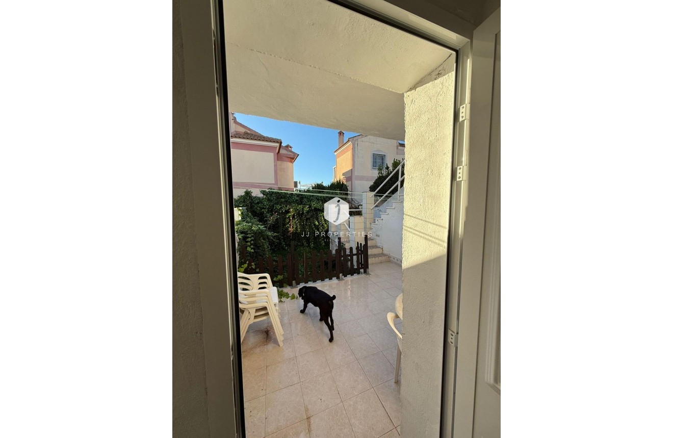 Aus zweiter Hand - Chalet -
Torrevieja - La siesta