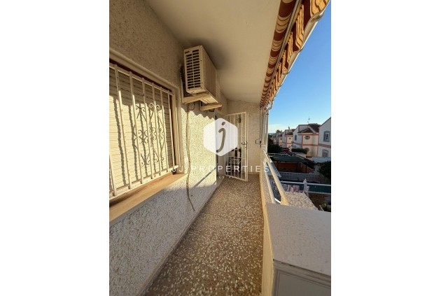 Aus zweiter Hand - Chalet -
Torrevieja - La siesta