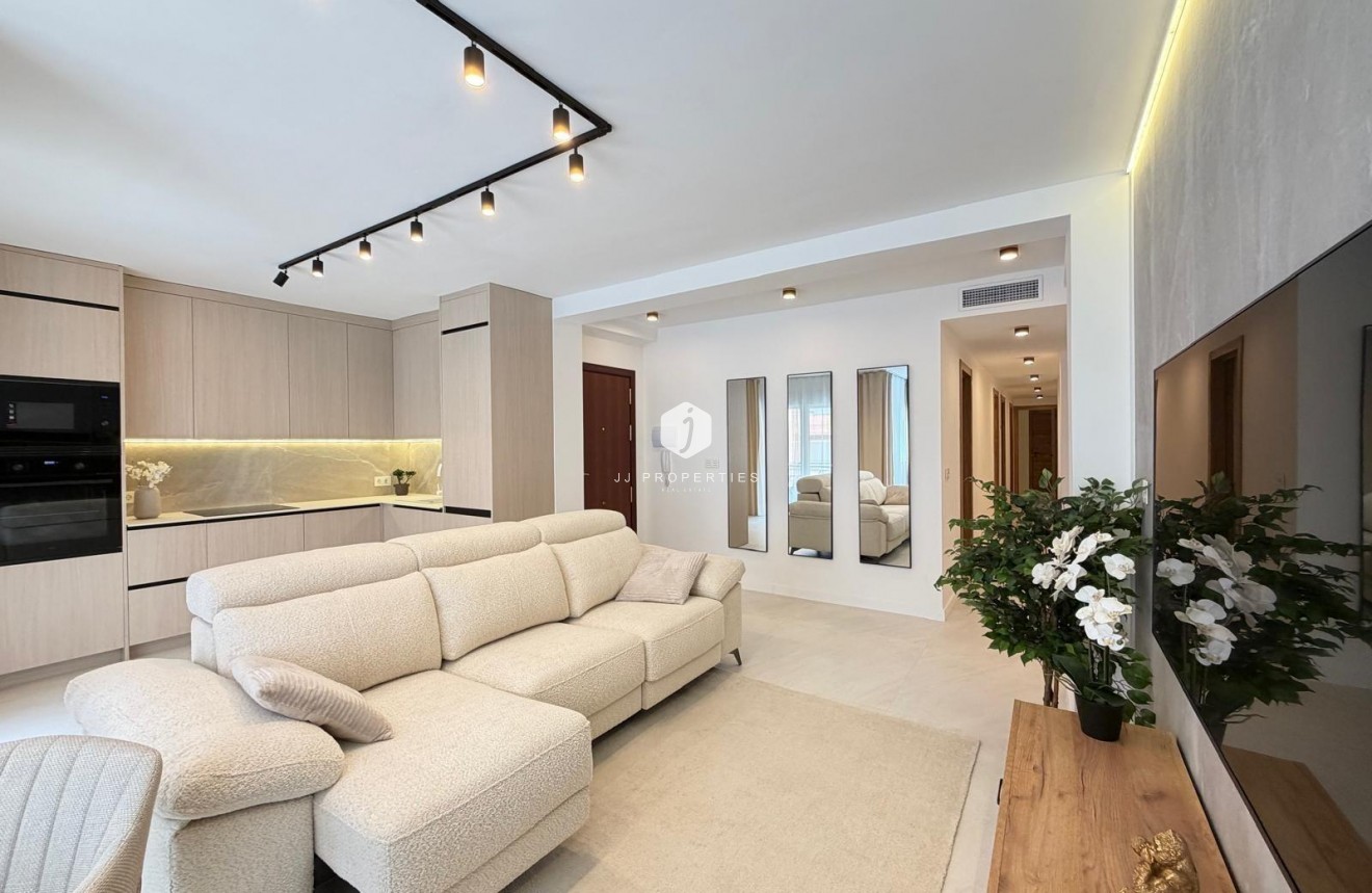 Aus zweiter Hand - Wohnung -
Torrevieja - Playa del Cura