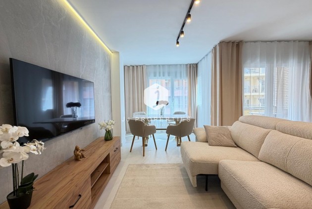 Aus zweiter Hand - Wohnung -
Torrevieja - Playa del Cura