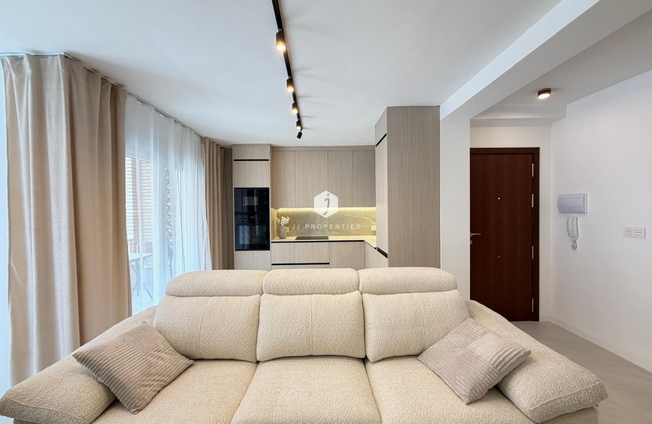 Aus zweiter Hand - Wohnung -
Torrevieja - Playa del Cura