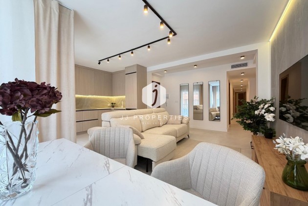 Aus zweiter Hand - Wohnung -
Torrevieja - Playa del Cura