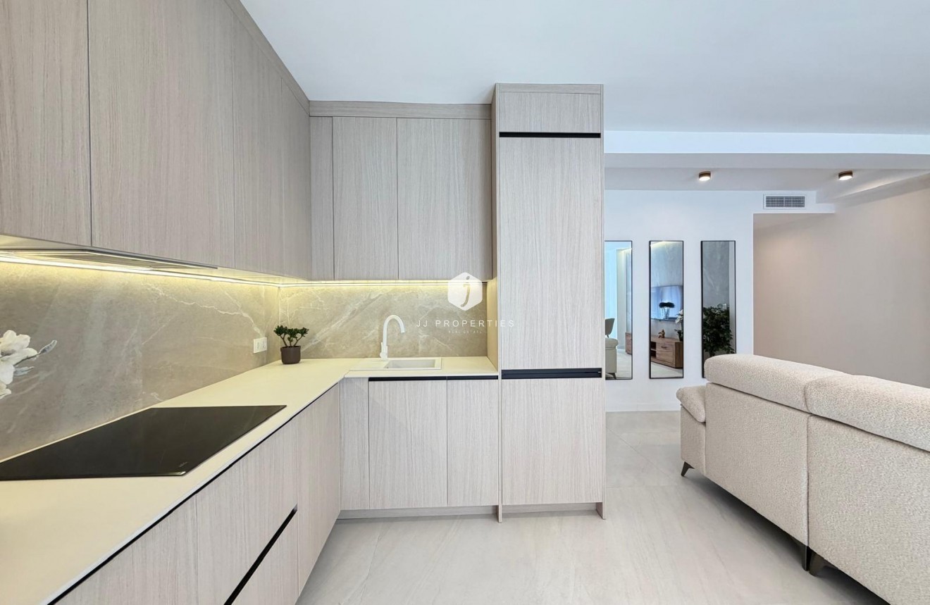 Aus zweiter Hand - Wohnung -
Torrevieja - Playa del Cura