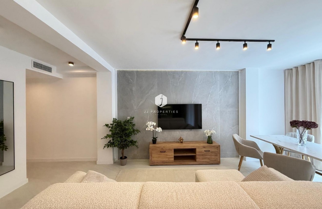 Aus zweiter Hand - Wohnung -
Torrevieja - Playa del Cura