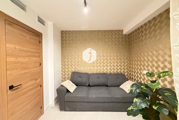 Aus zweiter Hand - Wohnung -
Torrevieja - Playa del Cura