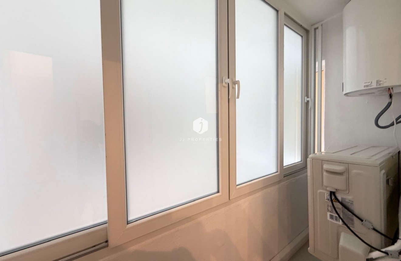 Aus zweiter Hand - Wohnung -
Torrevieja - Playa del Cura