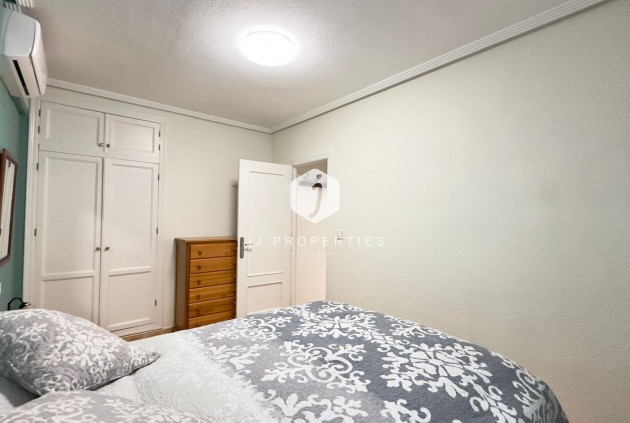 D'occasion - Bungalow -
Torrevieja - Centro