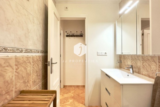 D'occasion - Bungalow -
Torrevieja - Centro