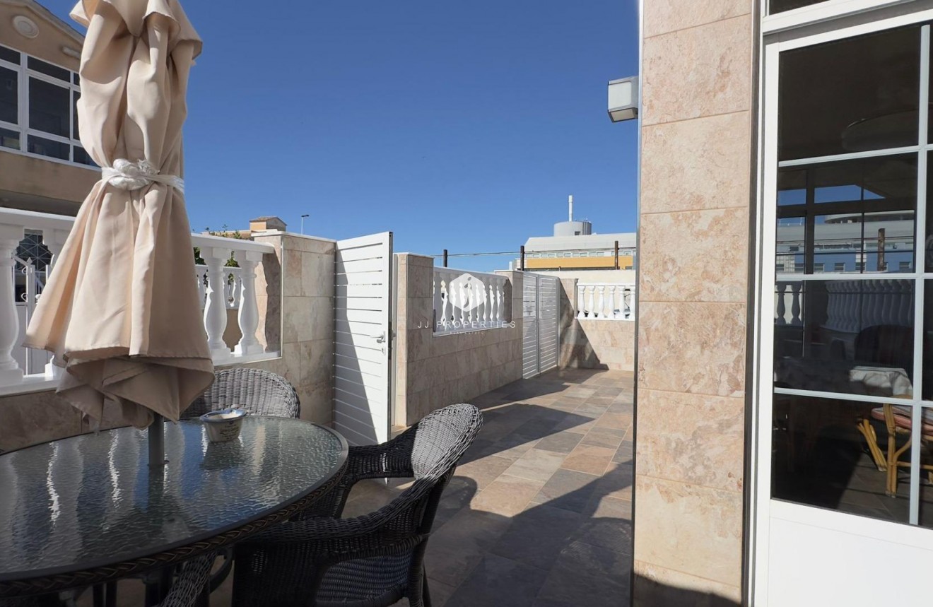 D'occasion - Bungalow -
Torrevieja - Centro