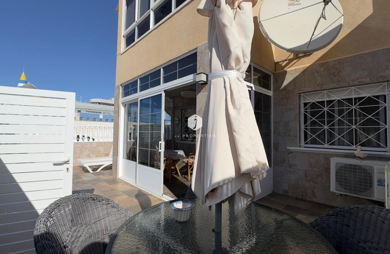 D'occasion - Bungalow -
Torrevieja - Centro