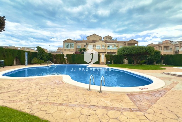 D'occasion - Bungalow -
Torrevieja - Centro