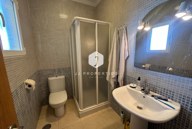 Aus zweiter Hand - Wohnung -
Jacarilla - Inland