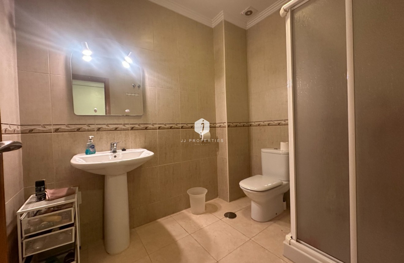 Aus zweiter Hand - Wohnung -
Jacarilla - Inland